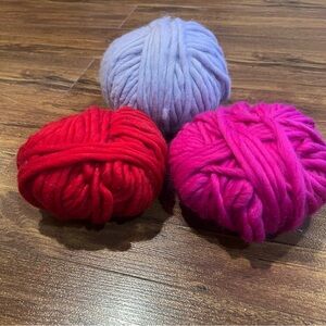 3 Wool and the Gang - CrazySexy Cool Skeins Chunky 100 % Wool Knit